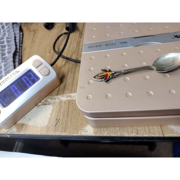 Vancouver B.C.  Souvenir spoons mini British Columbia Maple Leaf - Picture 5 of 5